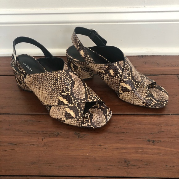 snakeskin heels size 11